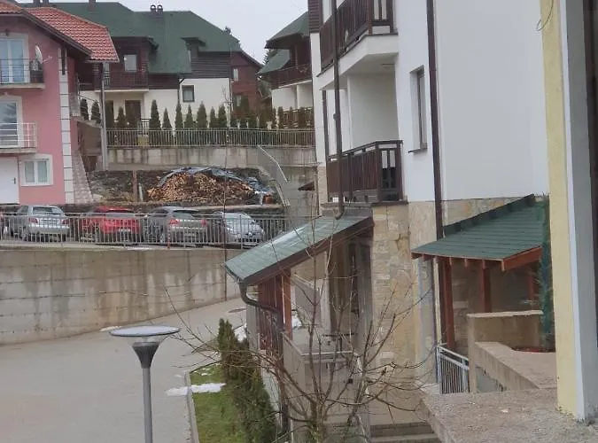 Jevtic Апартаменты *